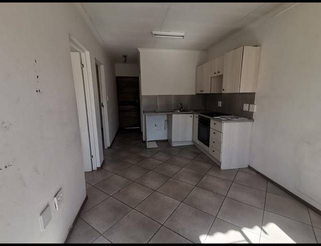 2 BEDROOM SIMPLEX FOR SALE IN ALBERTSDAL